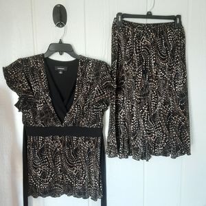 R & M Richards #1 Women's Skirt and Blouse Set Sz 8  Preowned Good Condition